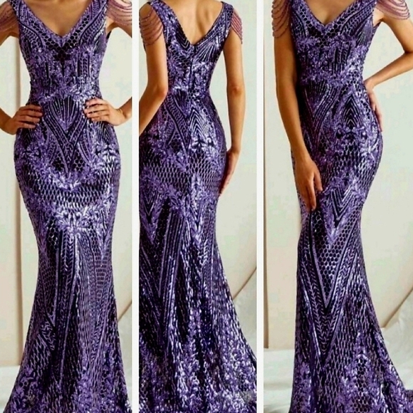 Purple Geometric Sequined V Neck, Sleeveless Mermaid Maxi Gown - Picture 1 of 11